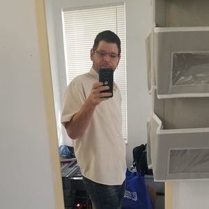 Meet your Posher, Elijah